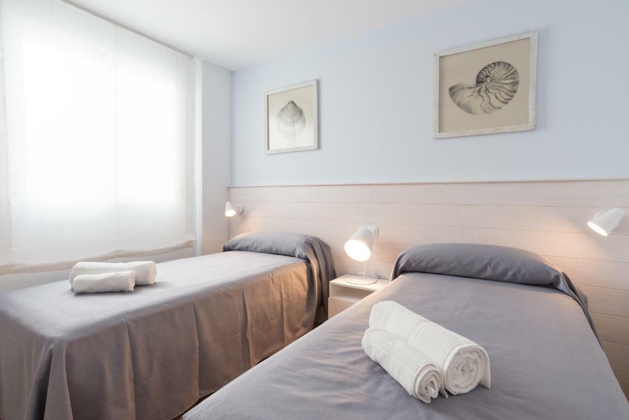 Apartamentos Tucan Малага Екстер'єр фото